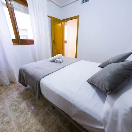 Experience Playa Naufragos Apartment *